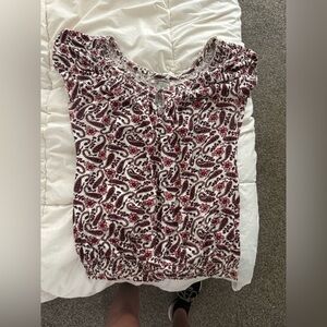 Lucky brand women’s top with keyhole